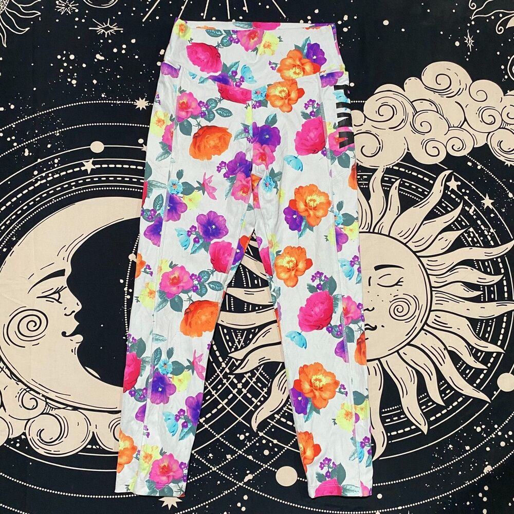 Victoria's Secret PINK Ultimate Capri Legging Women's M White Floral Polyamide